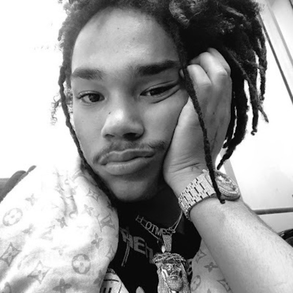 Meet your Posher, Ja’mierra - Picture 1 of 1